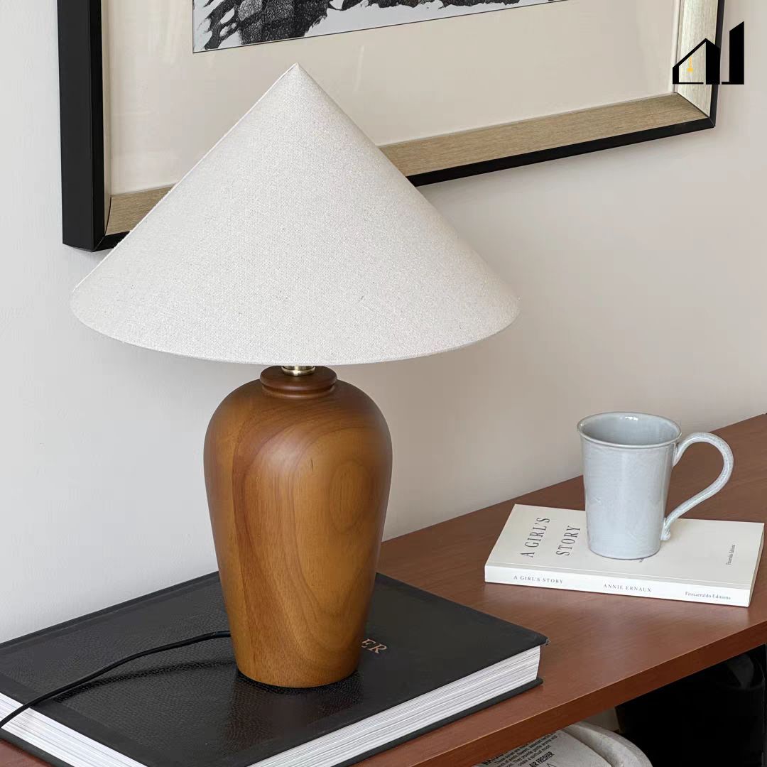 LIND – Naturinspirerad Bordslampa