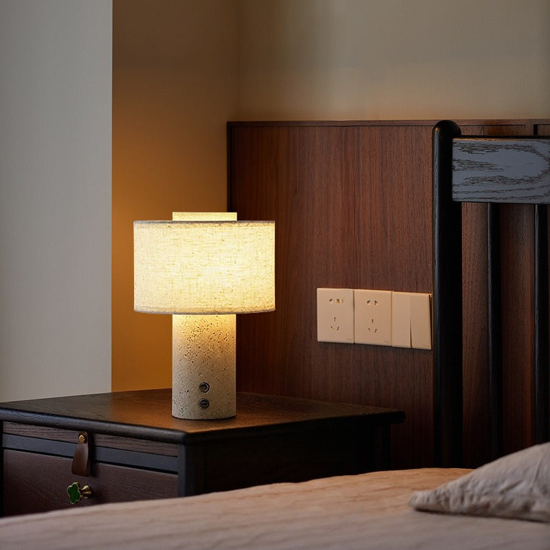 MINNA – Stilren Bordslampa i Skandinavisk Design