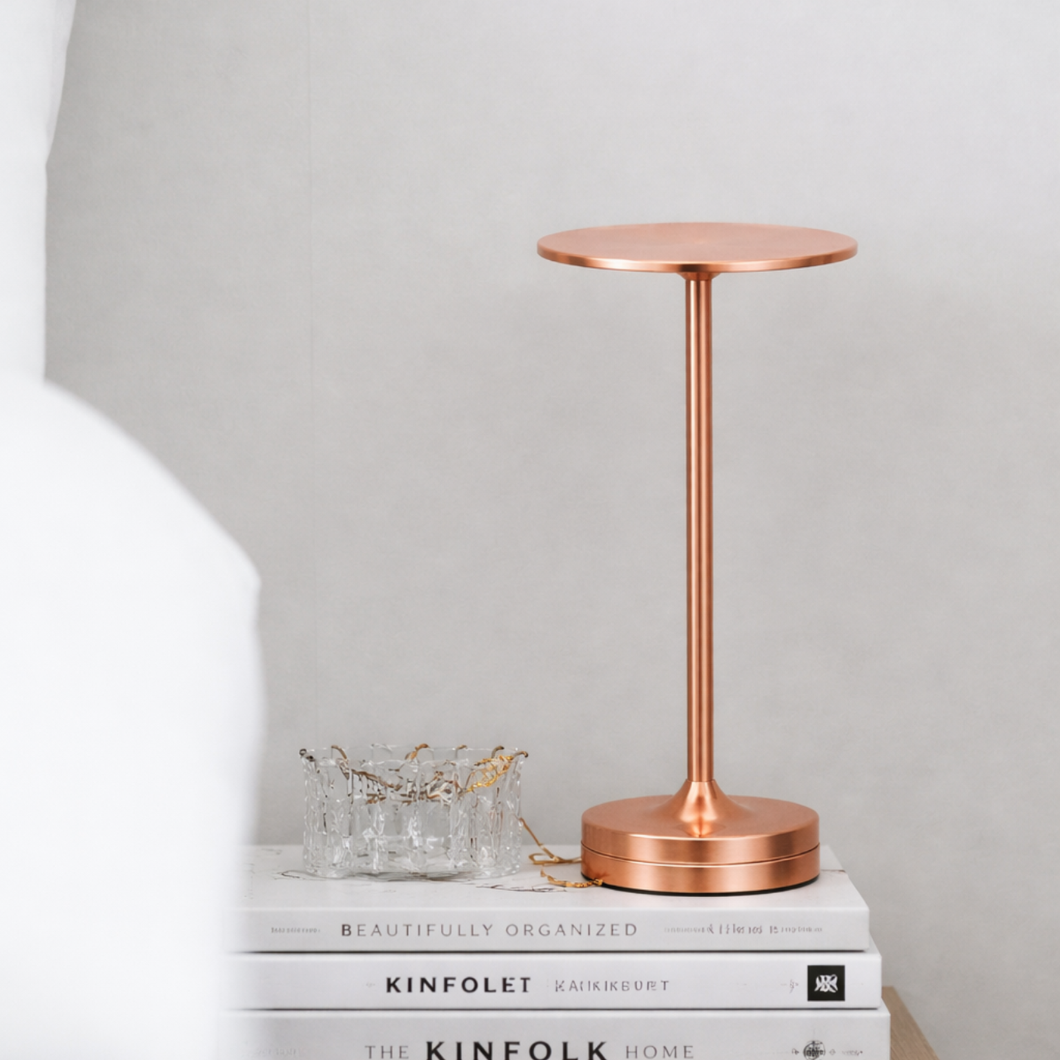 VELARO - Trådlös Bordslampa med Touch &amp; Dimmer